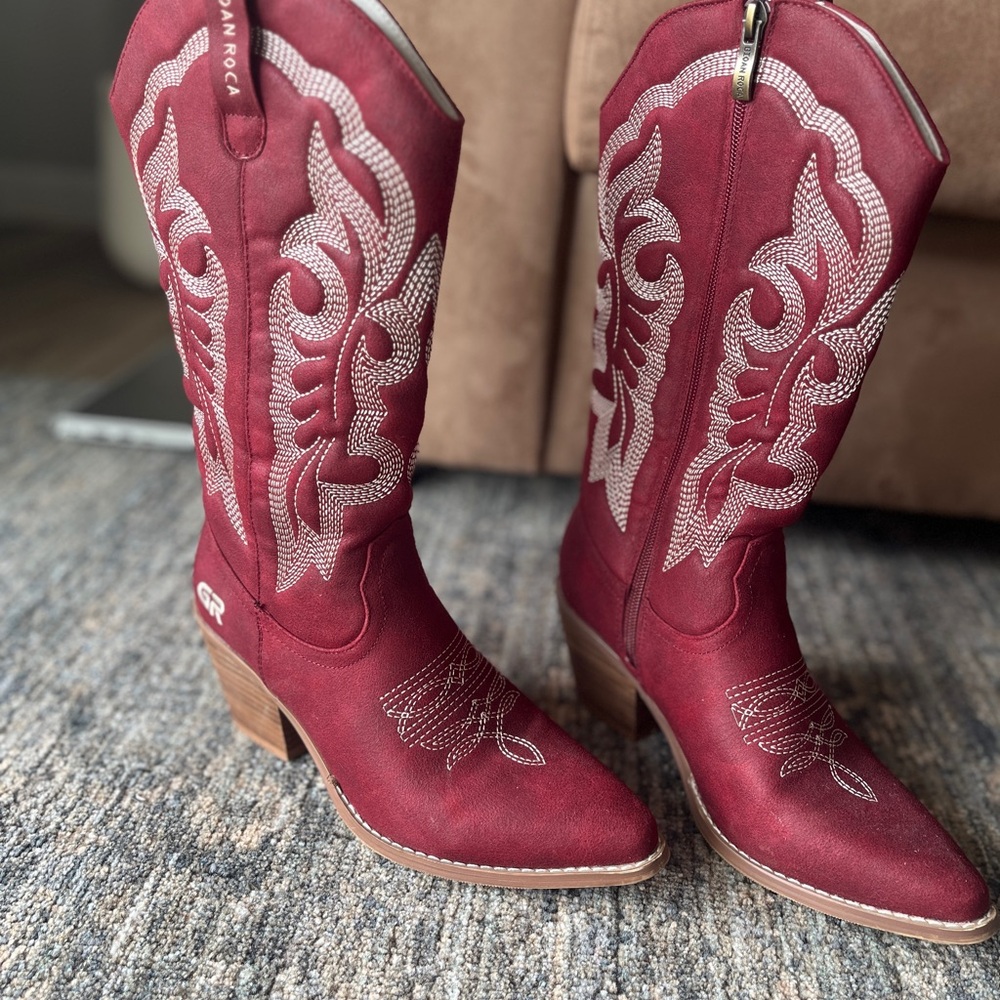 Women's Red Western Heeled Boots